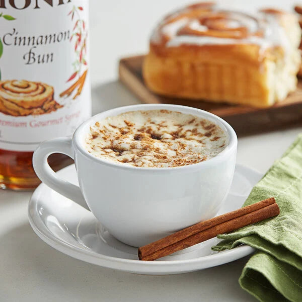 Monin: Premium Cinnamon Bun Flavoring Syrup - 750 ml.